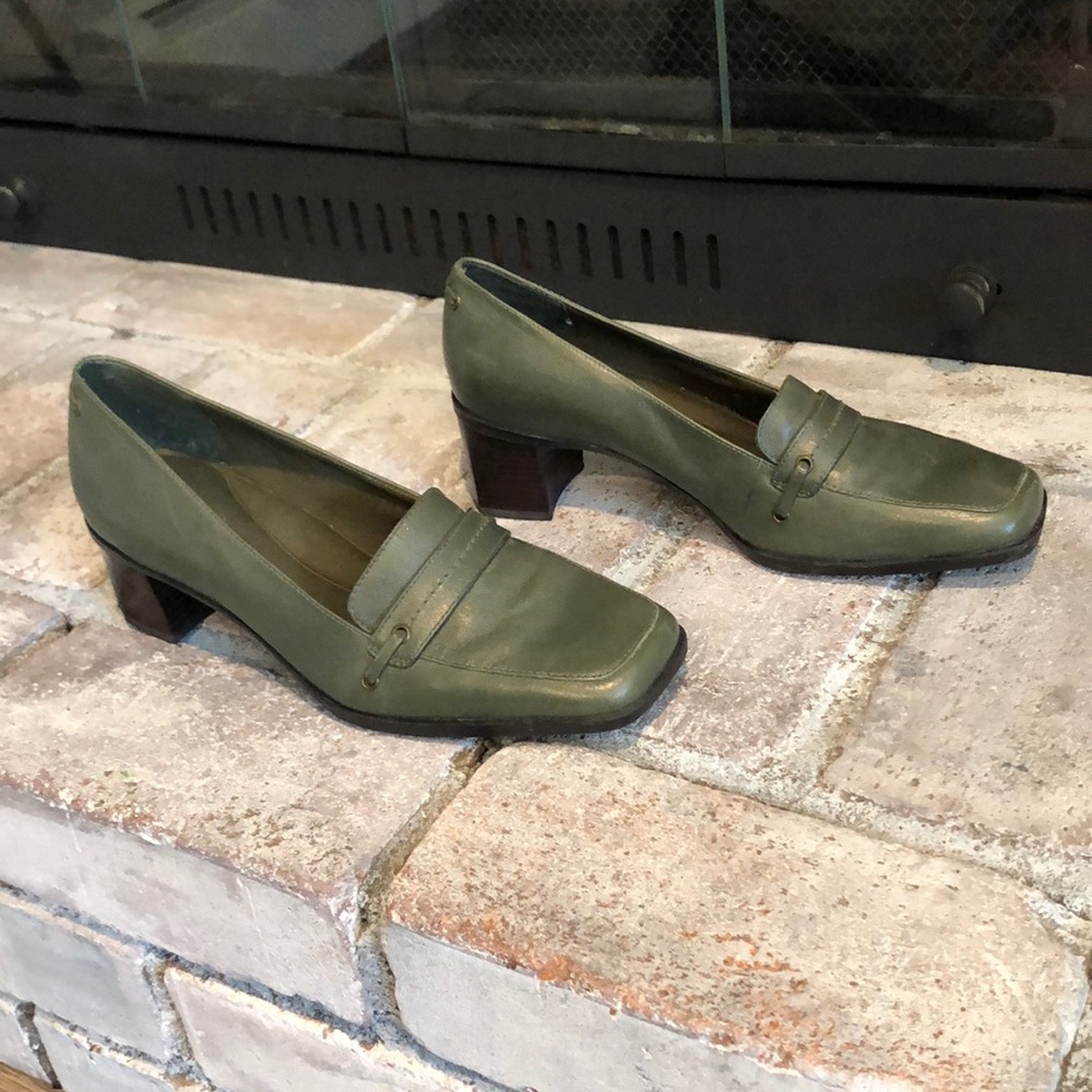 Easy spirit dress shoes size 7.5